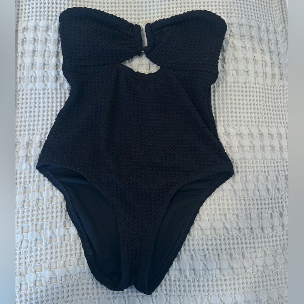 Shade & Shore Black Textured Strapless One-Piece Swimsuit
